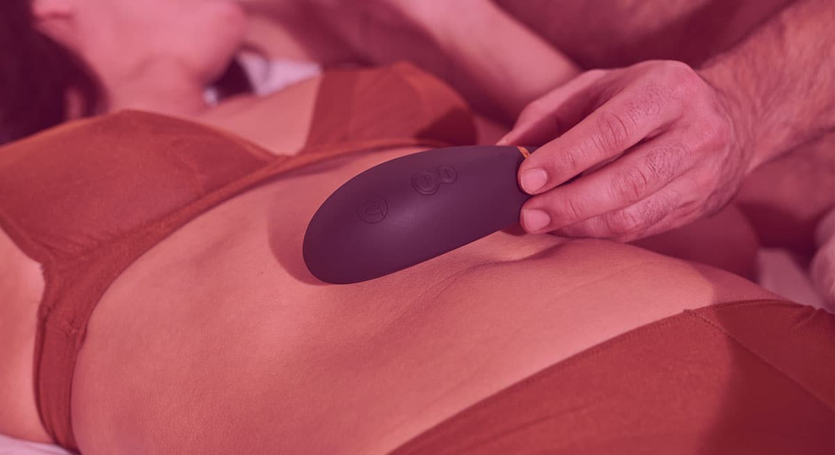 Kondomeriets ekspertpanel produktekspert gir råd om hvordan  bruke womanizer med partner