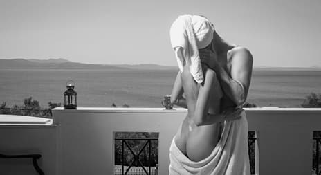 Erotisk novelle par på terrasse